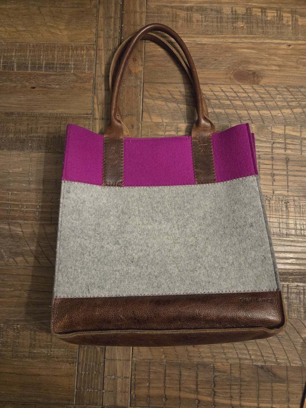 Gräf & Lantz brown textured leather Mauve And Gray Tote